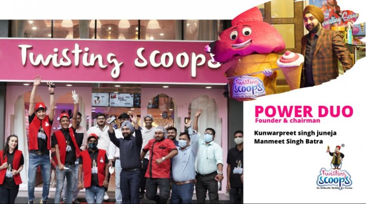 Twisting Scoops– India’s First Turkish Dessert & Ice-Crem Chain