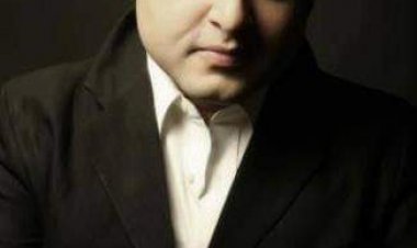 Kamal Balotra – The renowned Makeup and Hair Styling expert who gives you the best look.