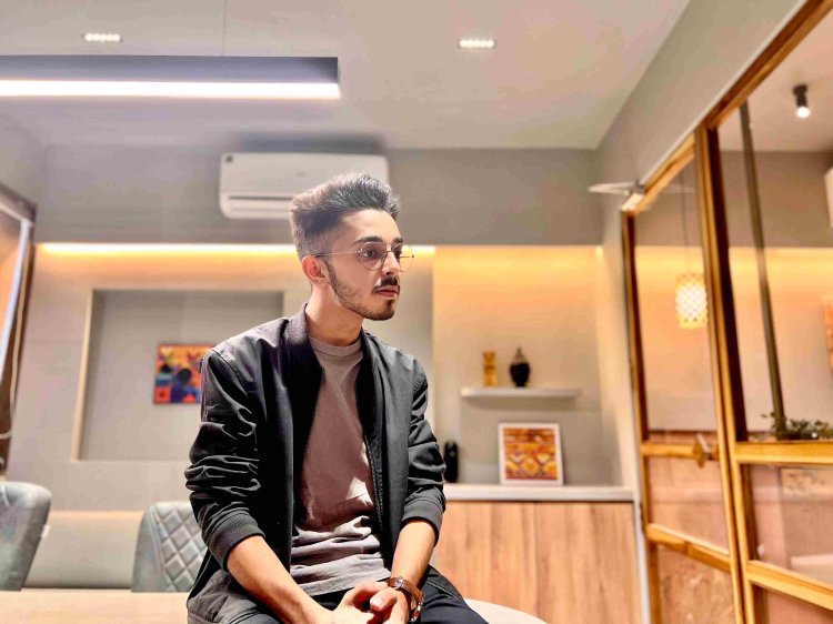 At just 18 years old, Dhrumil Dhanesha is making waves in the tech industry as a successful tech entrepreneur and CEO of DDTVentures.