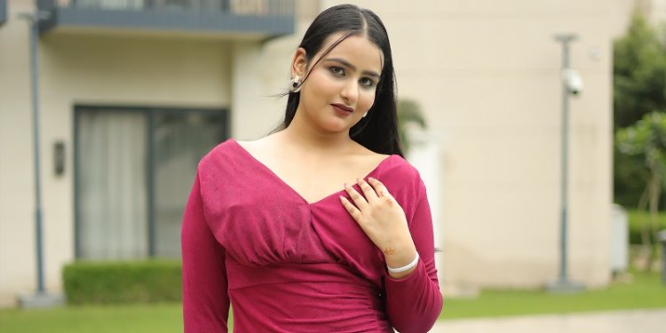 Somaya Pandey Wins the Title of Alee Club Miss Teen India Goodness 2025 and Appointed City Ambassador