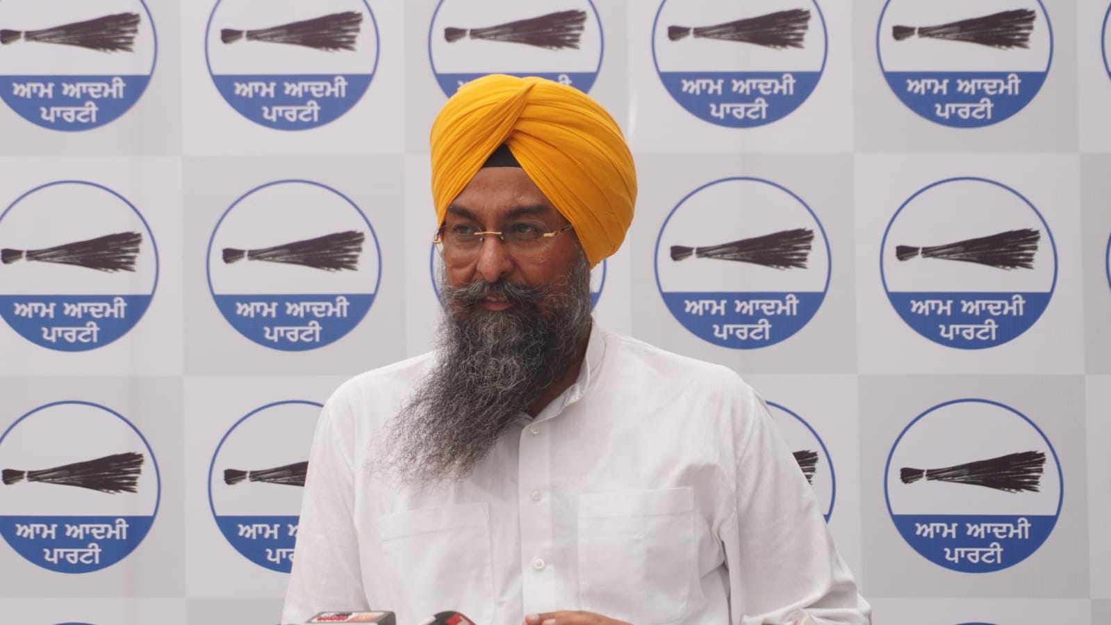 Livestock farmers paying price for government’s incompetence: Kultar Singh Sandhwan